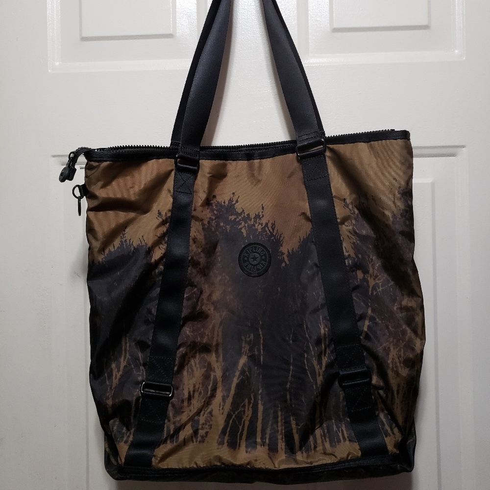 Kipling zip tote